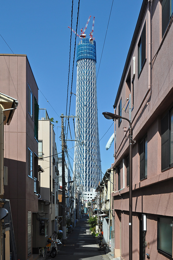 Tokyo Sky Tree by Kevin Hemphill