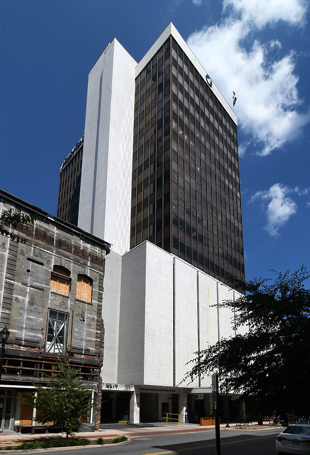 Bank of the James Building by John W. Cahill