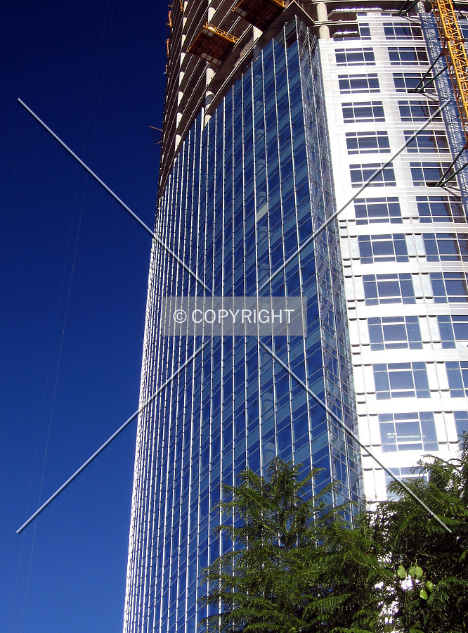 Torre Repsol YPF by Maximiliano Buono