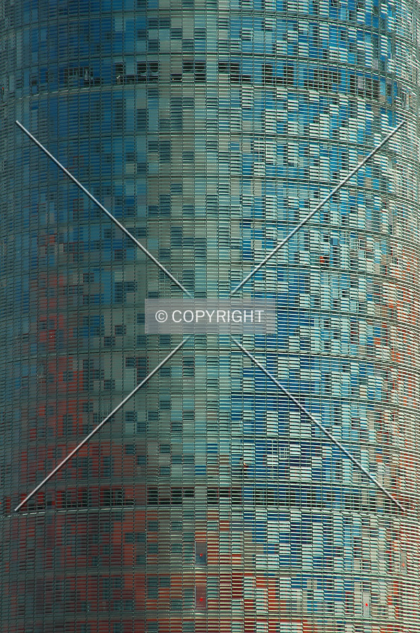 Torre Glòries by David Guija