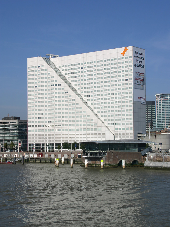 Willemswerf by Michiel van Dijk