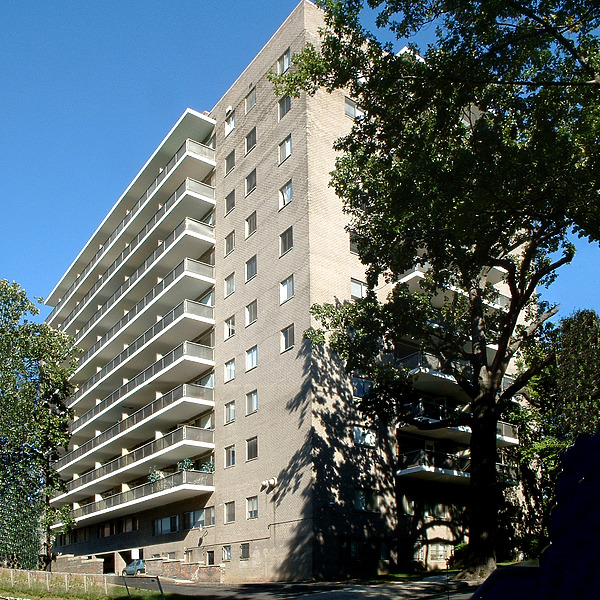 Highview House by John Cahill