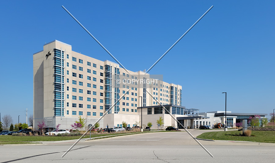 Embassy Suites Kansas City Olathe by Ryan Hildebrand