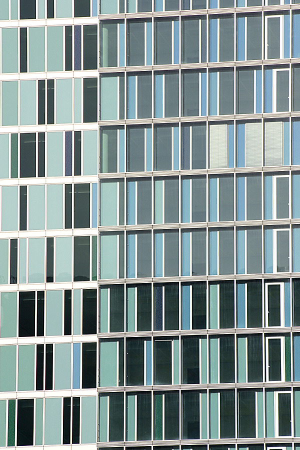 WTC H Toren by Michiel van Dijk