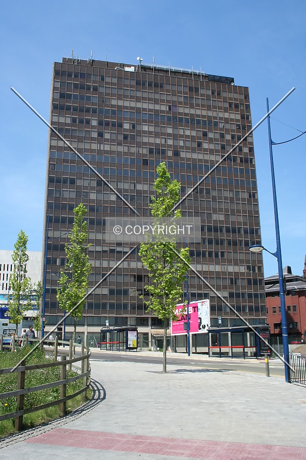 McLaren Building by Neil Nickolds