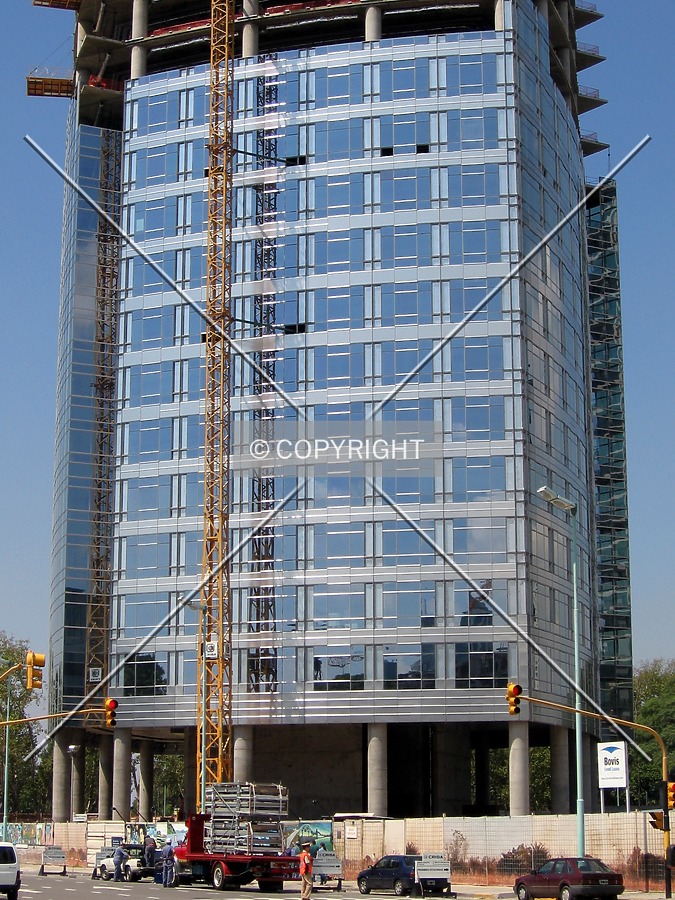 Torre Repsol YPF by Maximiliano Buono