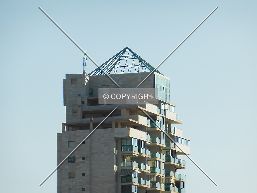 Atrium Centro Sol by Nephilim