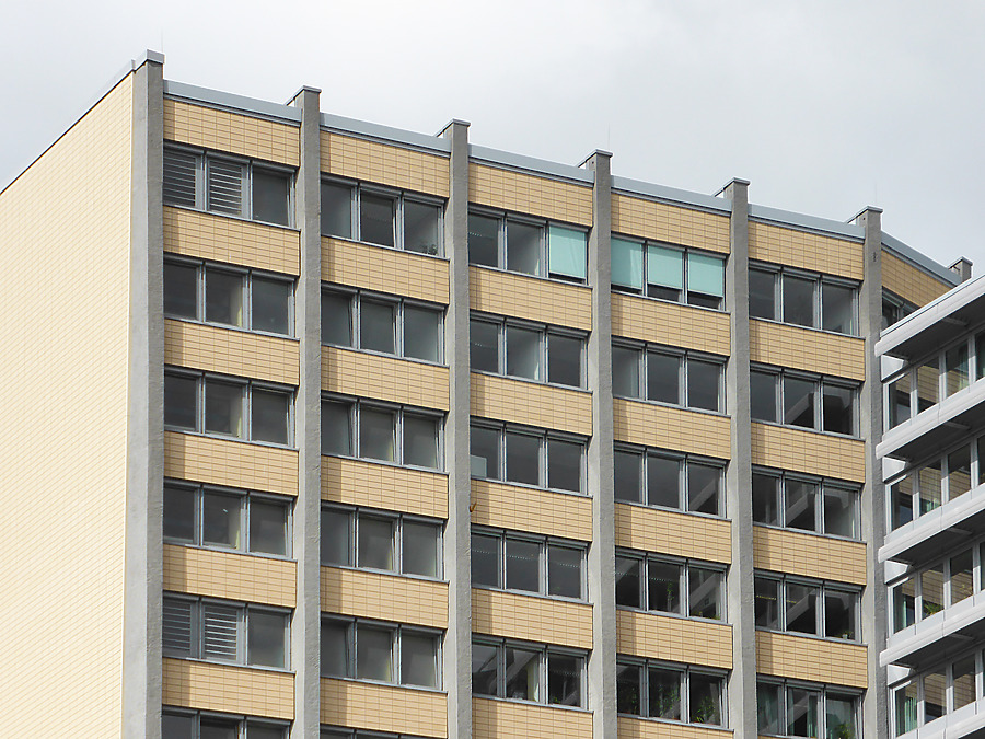 Philturm by Der Hamburger