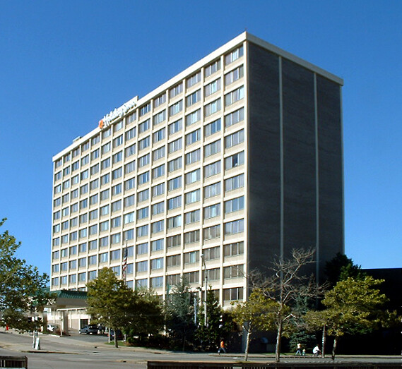 121-031-939