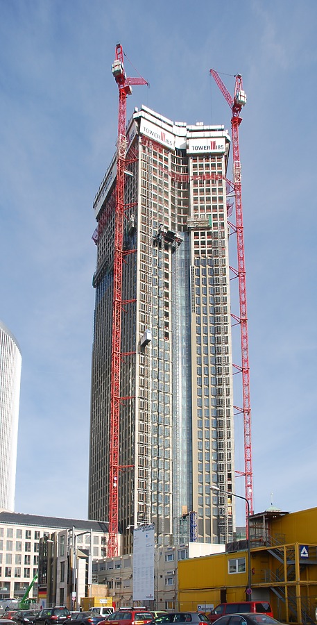 Tower 185 by Huopa