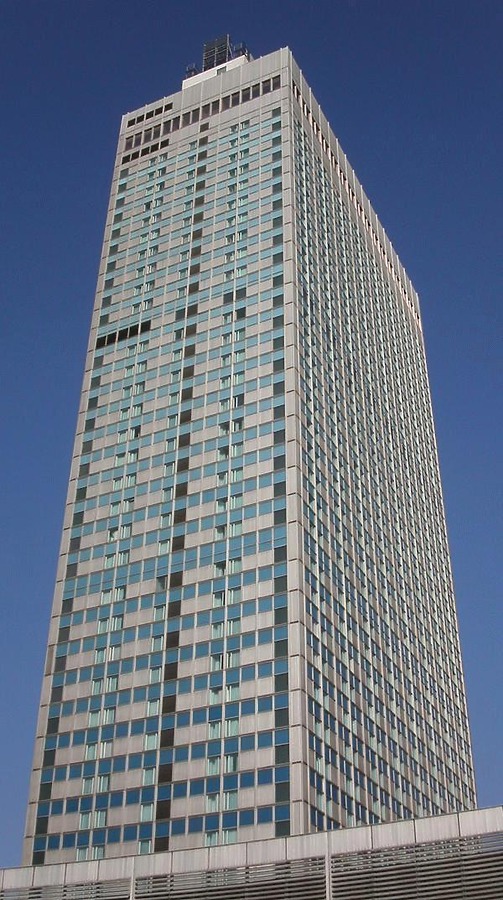 Park Inn Berlin Alexanderplatz by Cesar Serrano