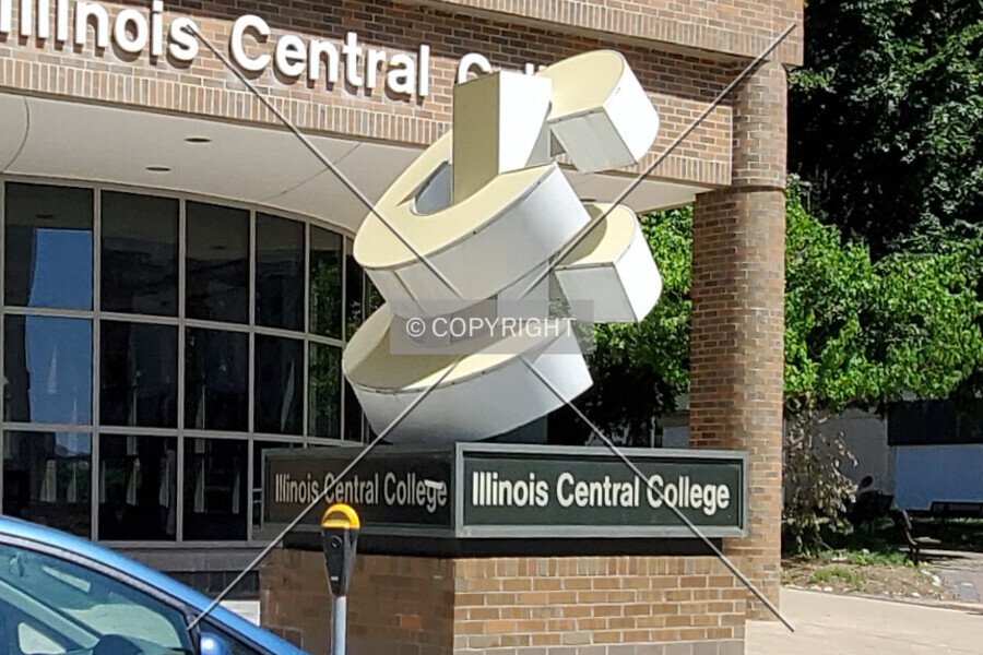 Illinois Central College Sign - West