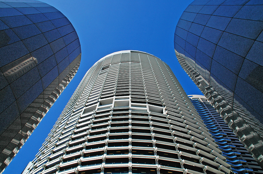 Grosvenor Place by John Bek