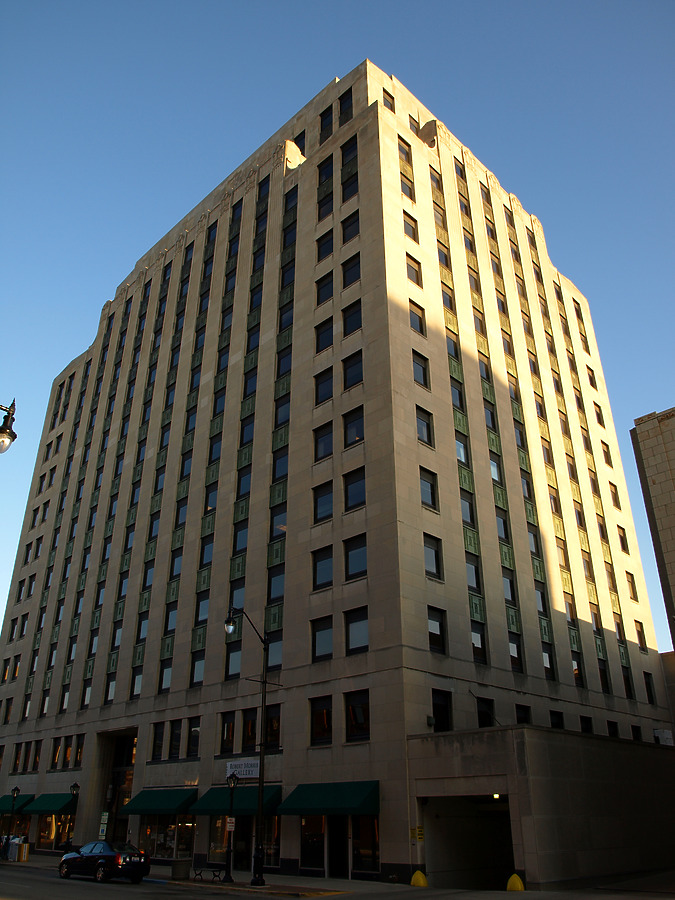 Illinois Building by Marshall Gerometta