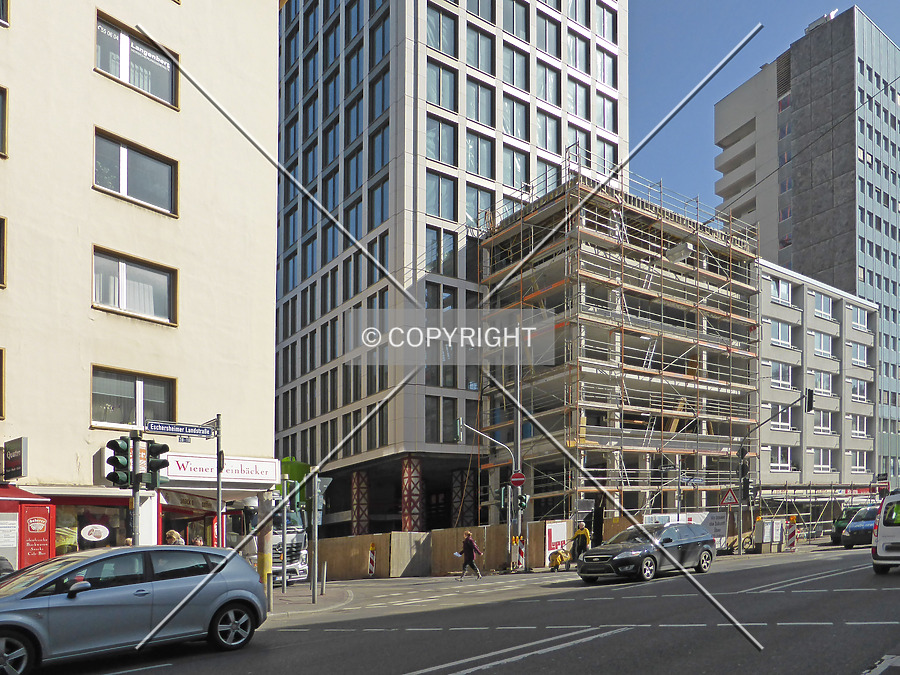 Turm Center by Nephilim