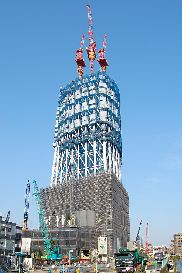 Tokyo Sky Tree by Kevin Hemphill