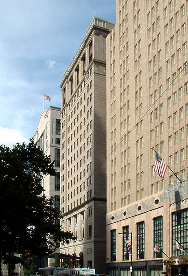 Courtyard Philadelphia Downtown by John Cahill