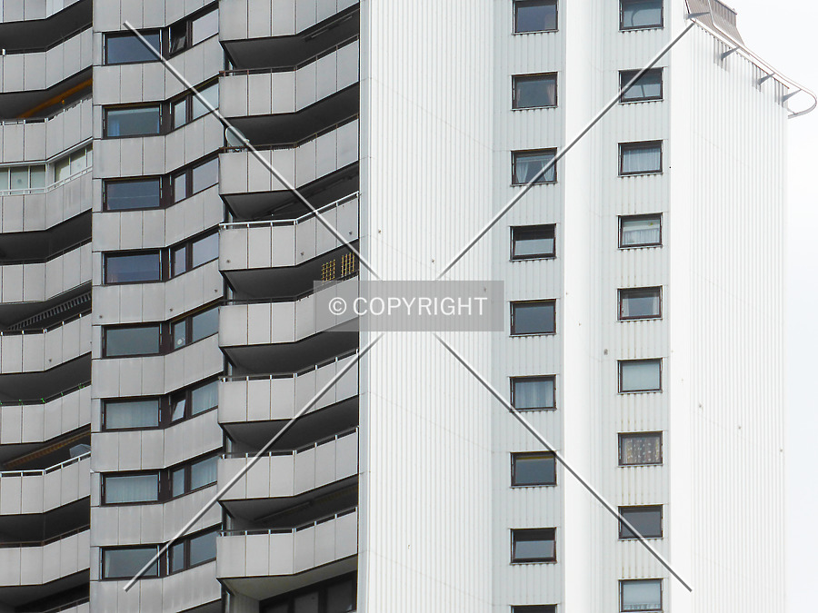 Wohnpark Alterlaa - Block C5-C8 by Nephilim