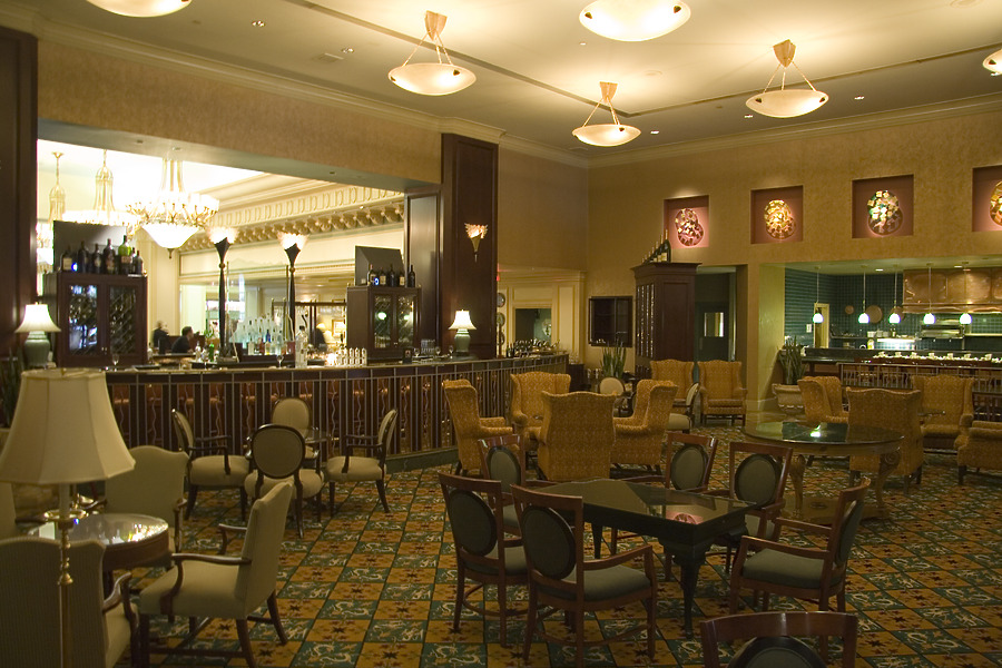 Fairmont Hotel Vancouver by Pavel Toczynski