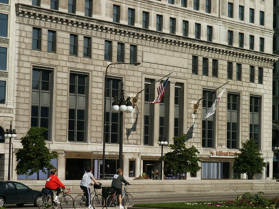 Metropolitan Tower by Daniel Kieckhefer