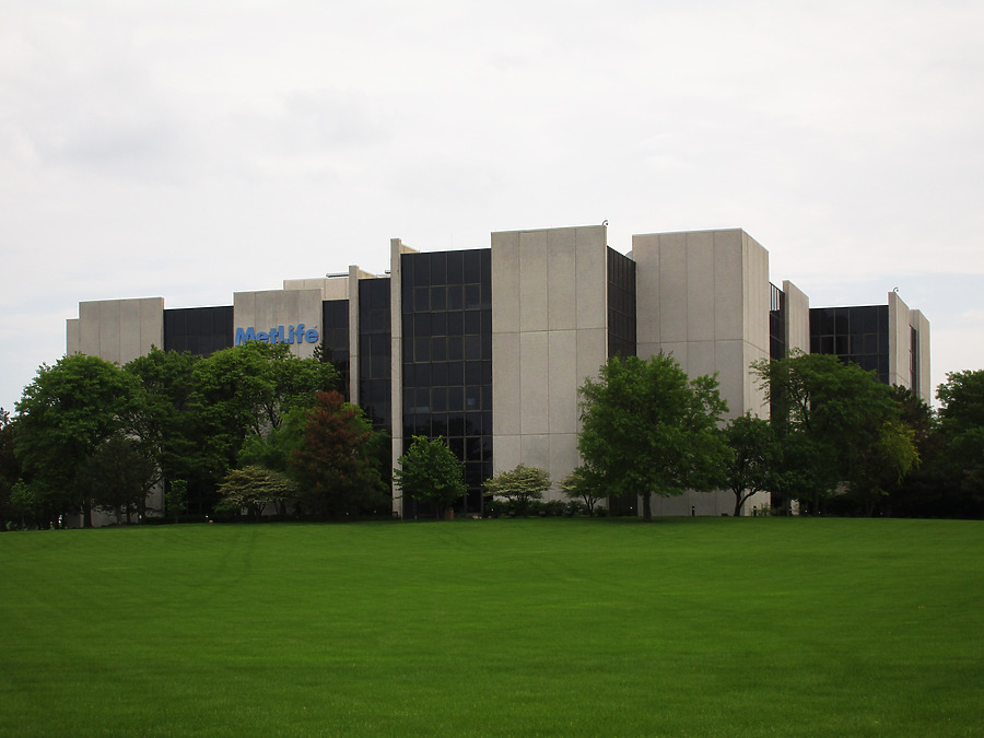 MetLife Building by Daniel Kieckhefer