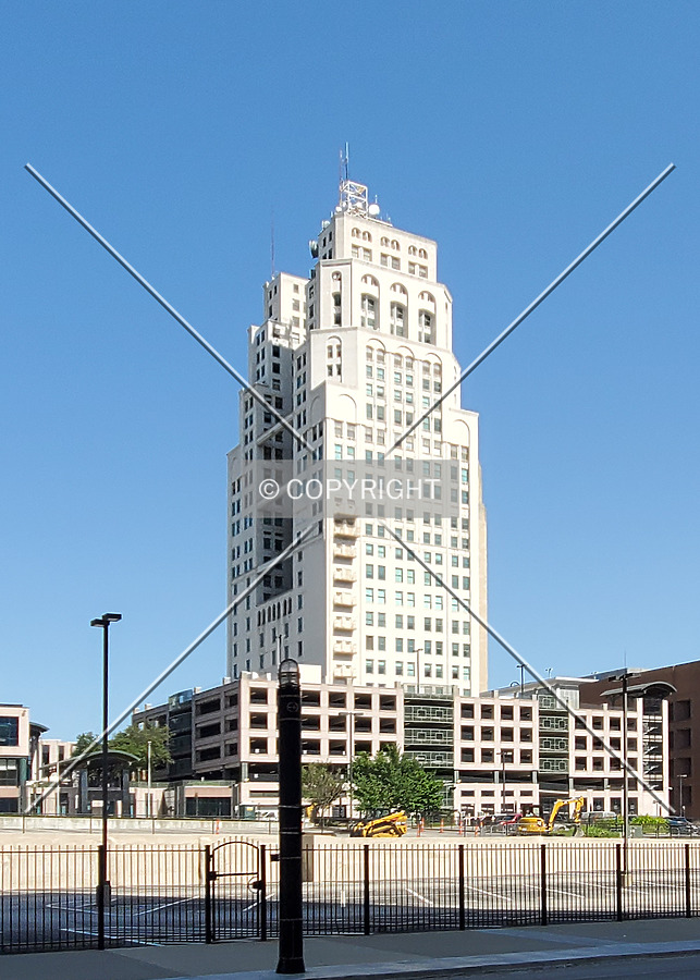 Oak Tower Building by Ryan Hildebrand