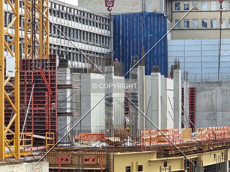 FOUR Frankfurt - Tower 4 by Nephilim