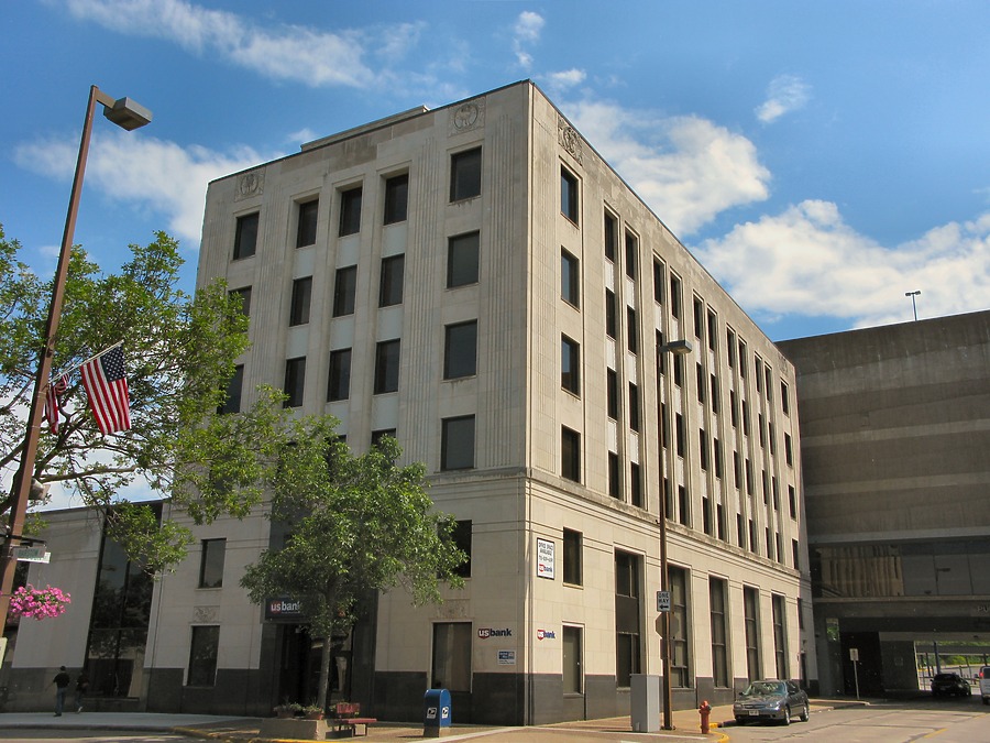 US Bank Building by James Peacock