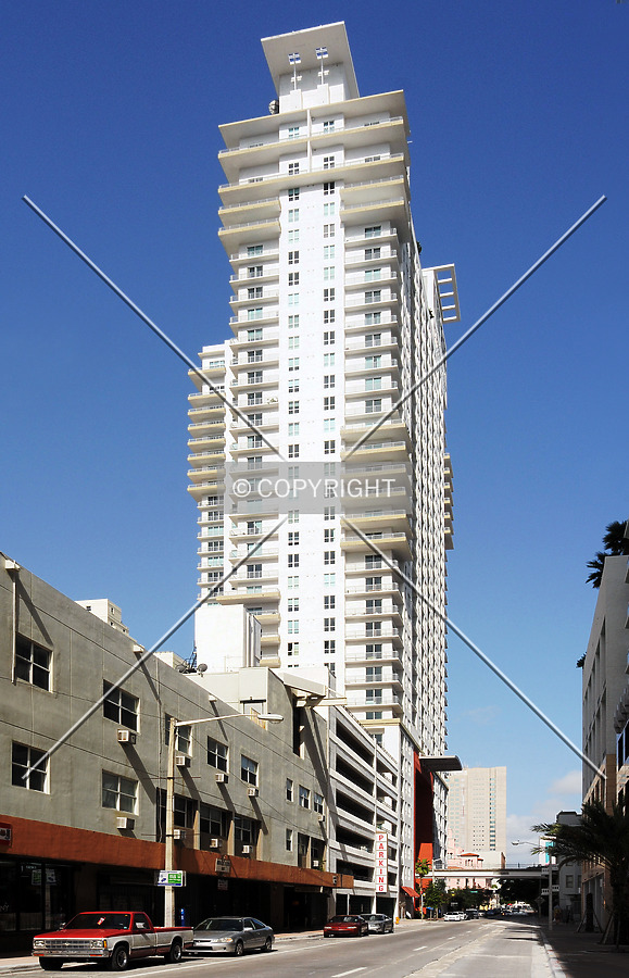 The Loft 2 by Jorge Molina