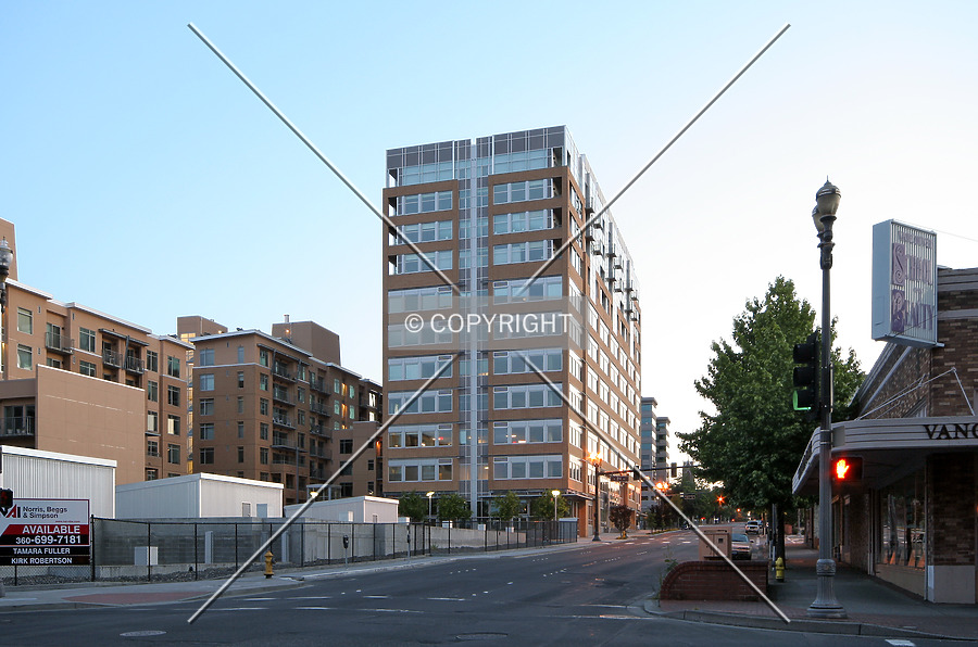 Vancouver Center 3 - Viewpoint by Serdica