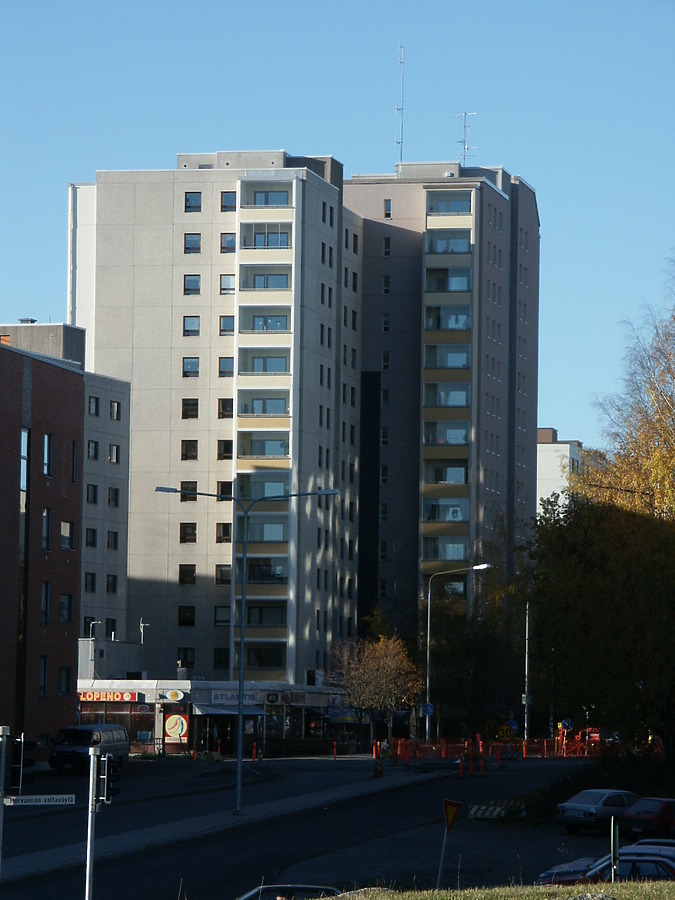 Opiskelijankatu 5 by Huopa