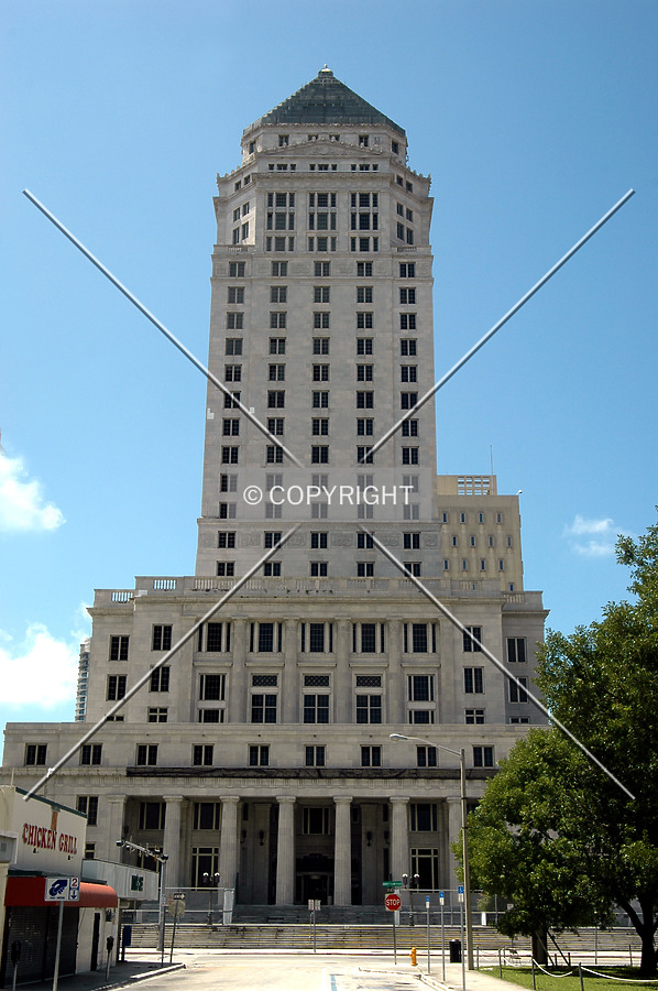 Miami-Dade County Courthouse by Jorge Molina