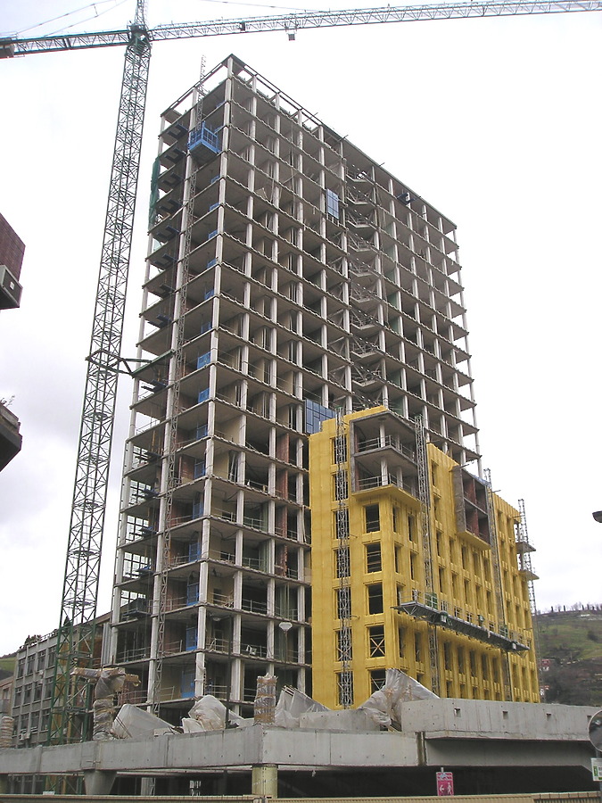 Isozaki Atea I by Mikel Allende