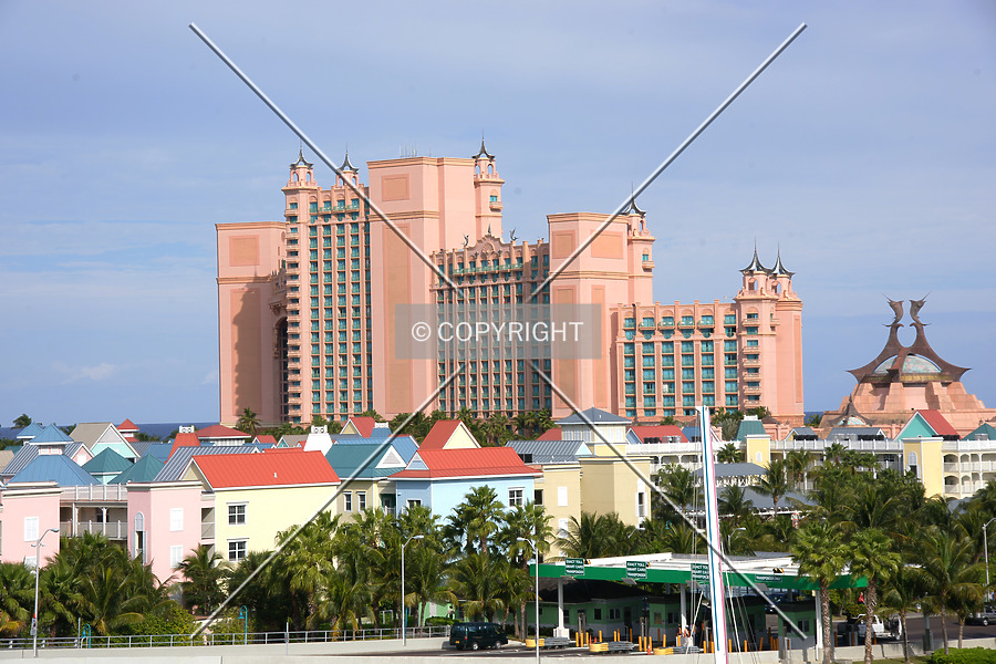 Atlantis Royal Tower East by Nephilim