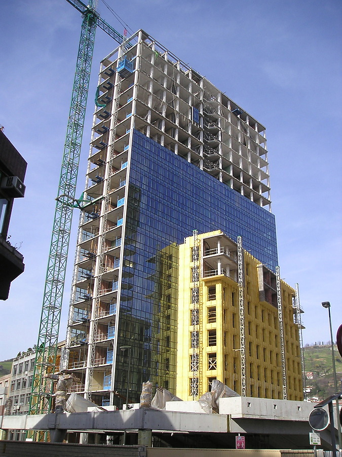 Isozaki Atea I by Mikel Allende