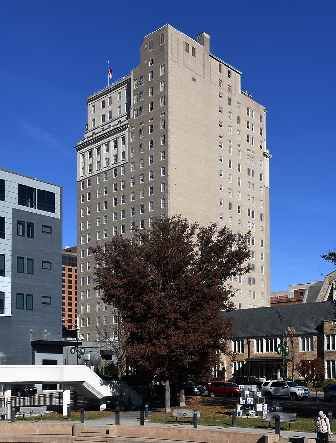Nissen Building by John W. Cahill
