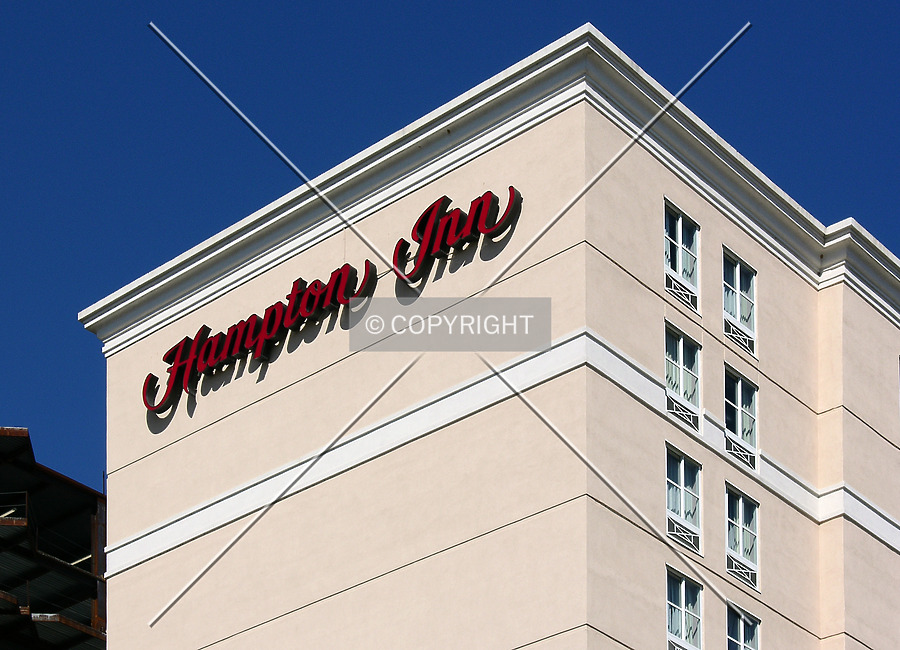 Hampton Inn by Chris Patriarca
