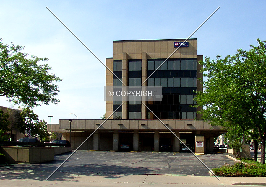 US Bank Building by Chris Patriarca