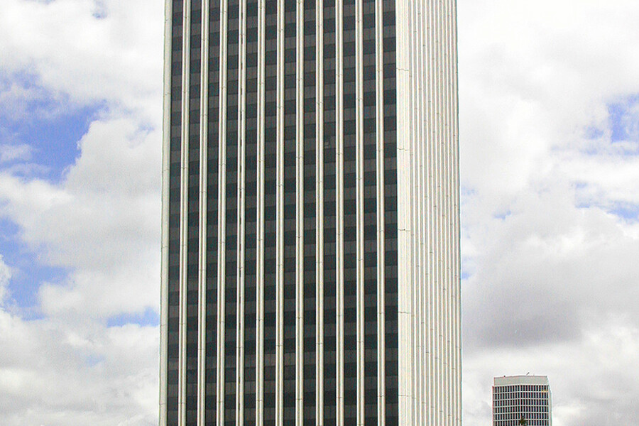 5900 Wilshire