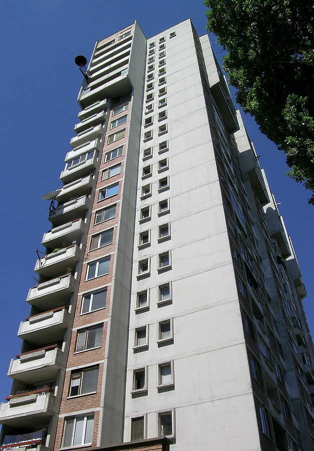 Zona B-19, Blocks 11-12 by Kaloian