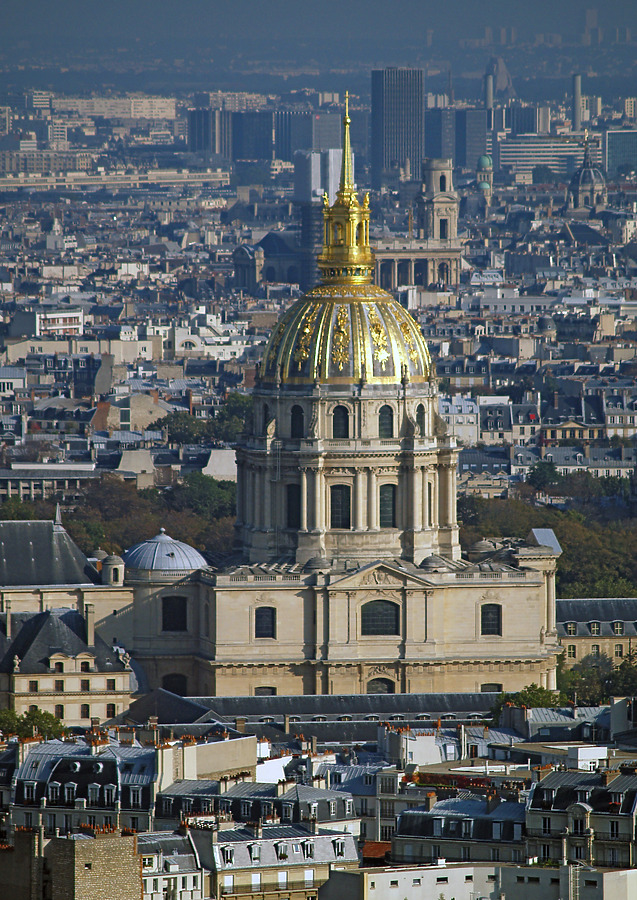 Cathédrale Saint-Louis-des-Invalides by Cesar Serrano