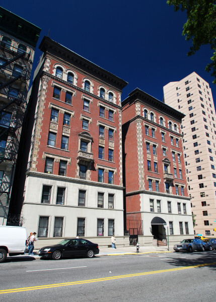 485 Central Park West
