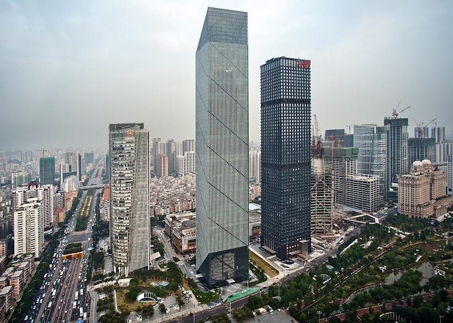 Leatop Plaza by Murphy/Jahn, Inc. Architects