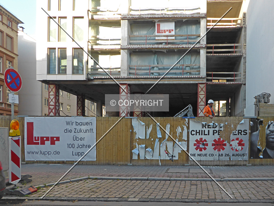 Turm Center by Nephilim