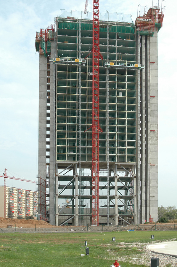 Hesperia Tower by David Guija