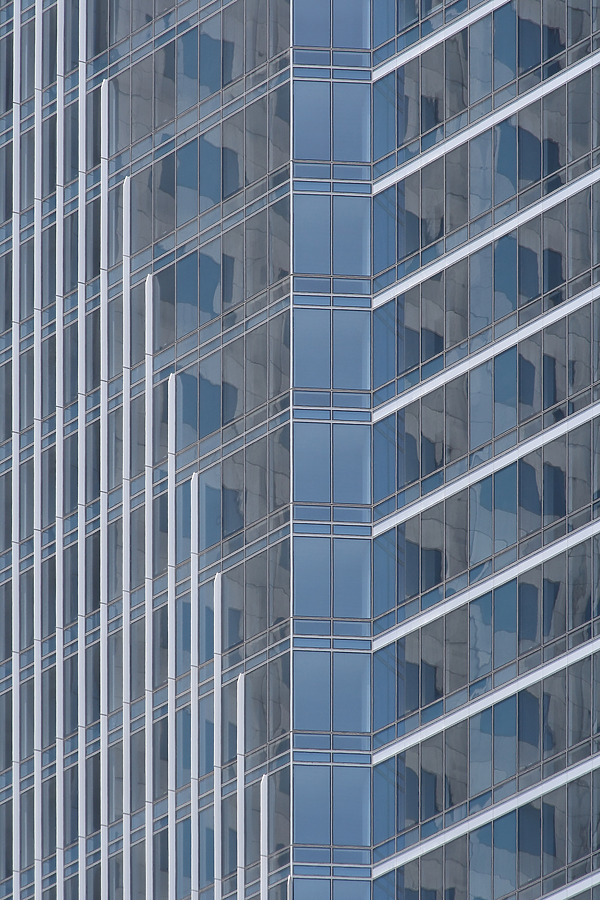 Millennium Tower by Michiel van Dijk