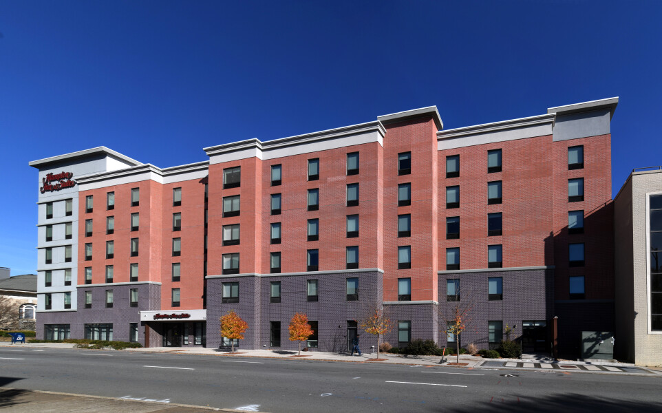Hampton Inn & Suites Winston-Salem Downtown