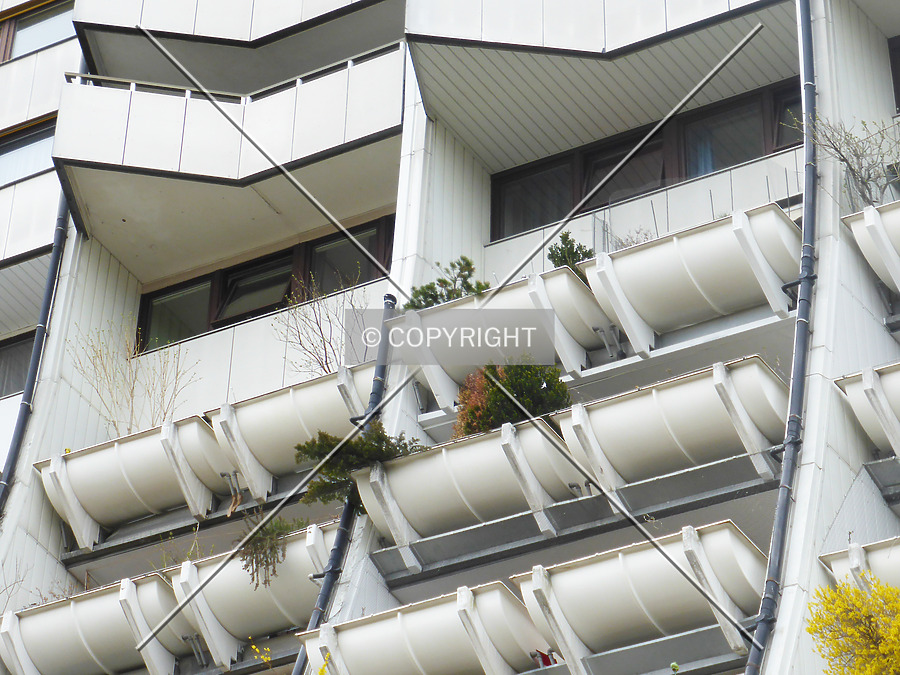 Wohnpark Alterlaa - Block C5-C8 by Nephilim