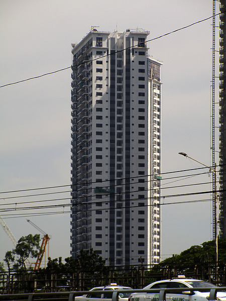 High Park Vertis Tower 1