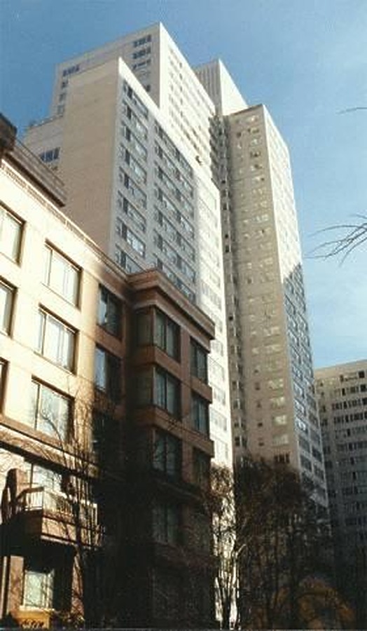 215 East 68th Apartments by Scott Murphy